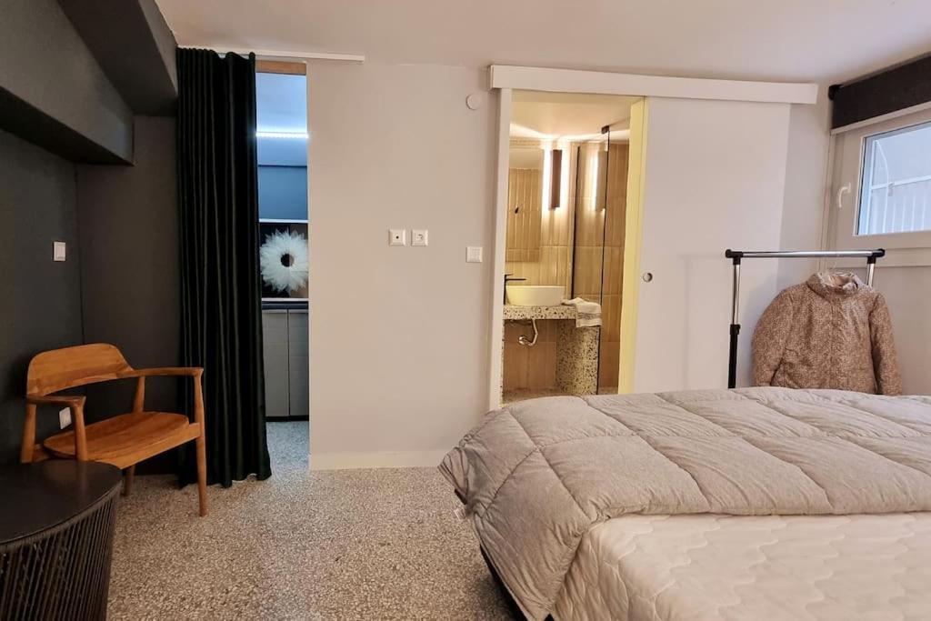 Μπροστά Στη Πλατεία Ναυαρίνου/Τσιμισκη Διαμέρισμα Салоники Экстерьер фото